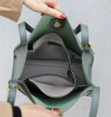 Vioraia Camila Tote Bag