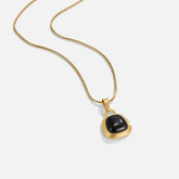 Vioraia Ebony Black Pearl Pendant Necklace