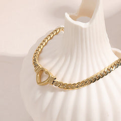 Vioraia Beverly Heart Necklace