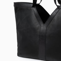 Vioraia Trina Tote Bag