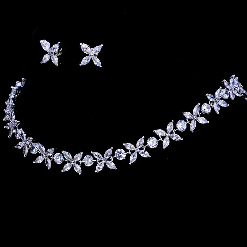 Vioraia Brilliant Flower Jewelry Set
