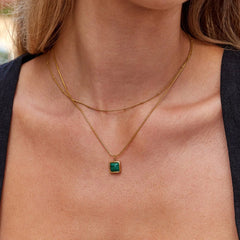 Vioraia Riva Malachite Green Pendant Necklace