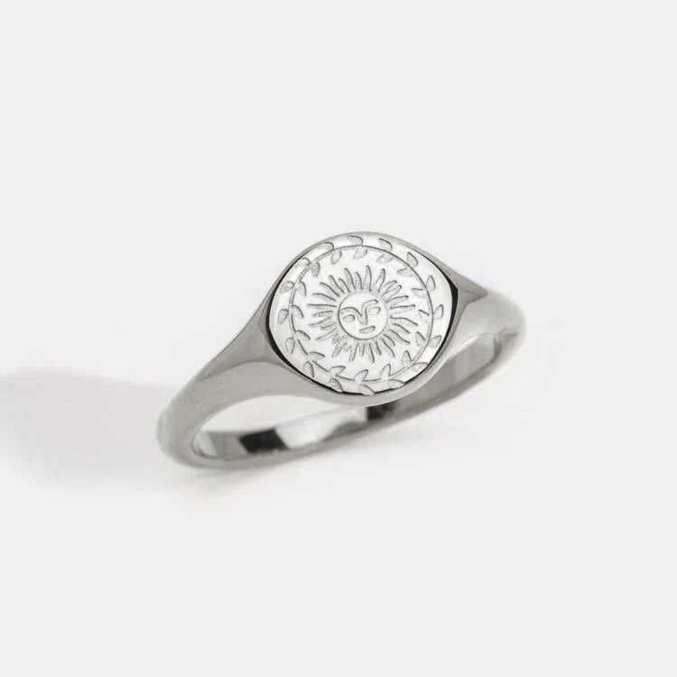 Vioraia Summer Solstice Silver Ring