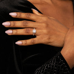 Vioraia Verano Square Halo Ring