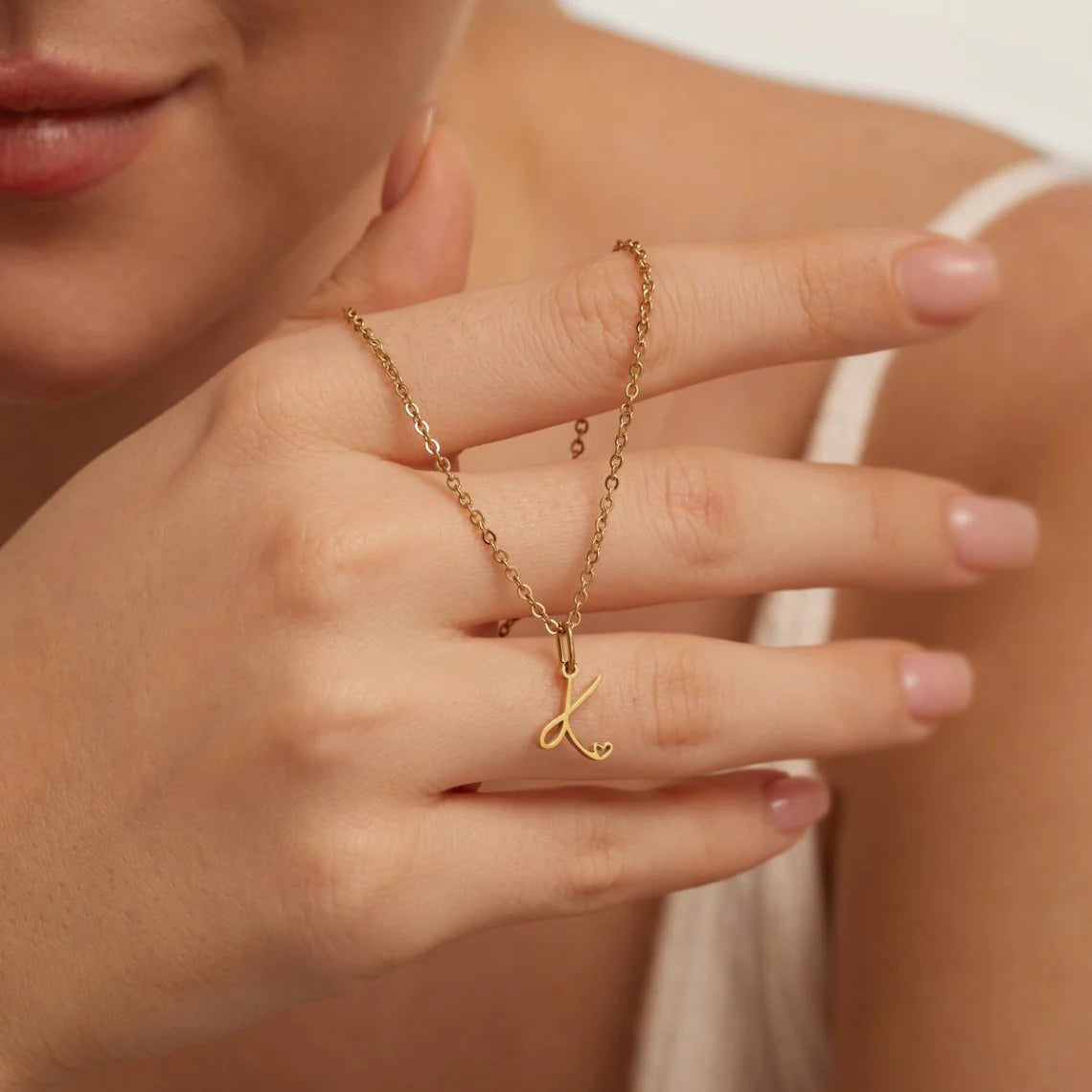 Vioraia Gold Letter Heart Necklace
