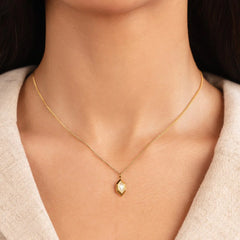 Vioraia Aliyah White Crystal Necklace