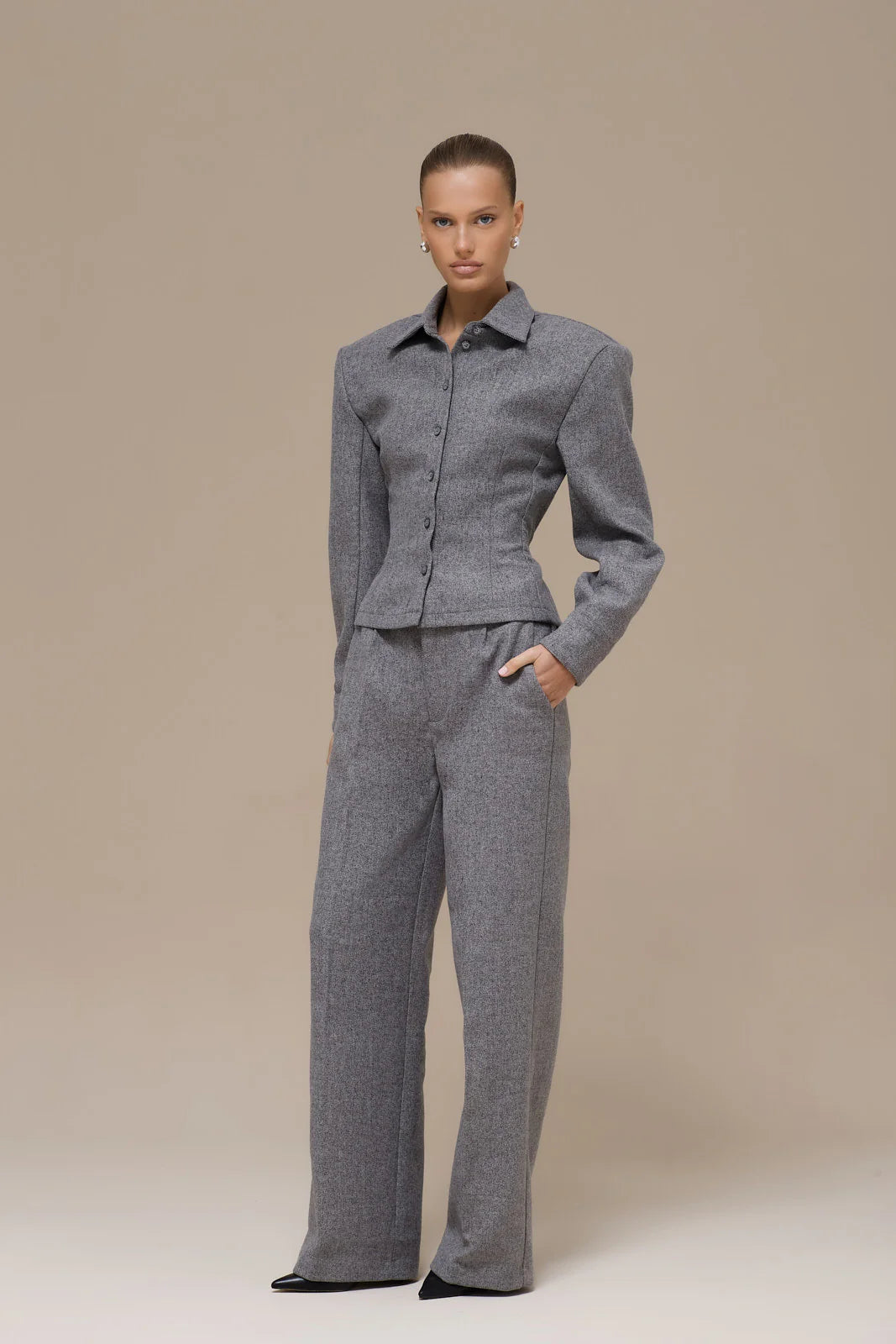 BLAIR BUTTON UP REMOVABLE SHOULDER PAD SHIRT | GREY