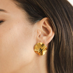 Vioraia Tyra Gold Earrings