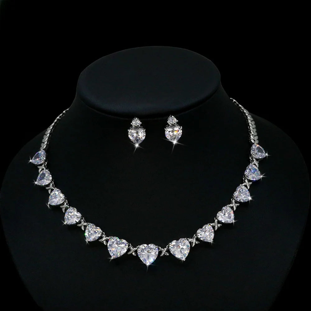 Vioraia Sparkling Hearts Jewelry Set