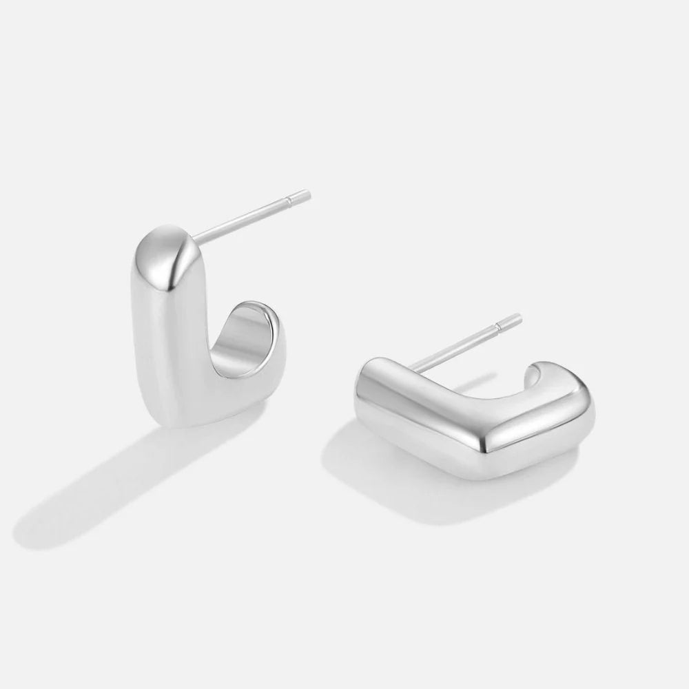 Vioraia Alice Square Hoop Silver Earrings