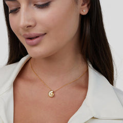 Vioraia Luca Crystal Seashell Pendant Necklace