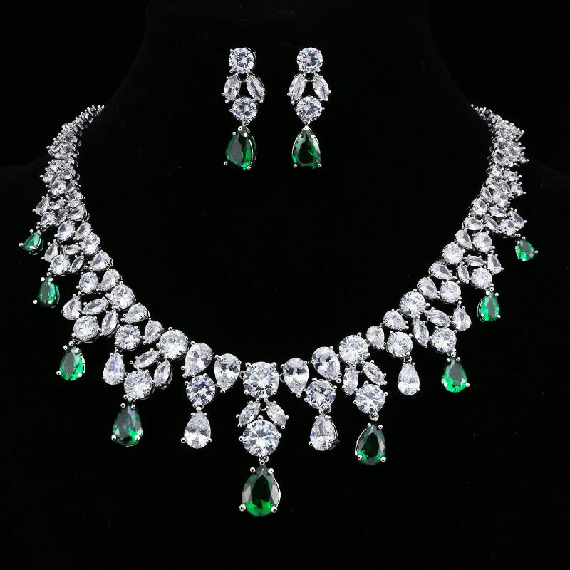 Vioraia Dazzling Drops Jewelry Set