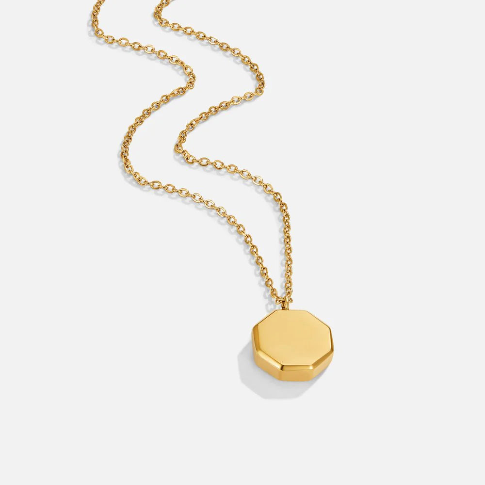 Vioraia Geometric Pendant Necklace