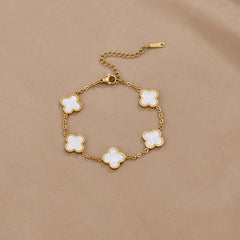 Vioraia White Clover Bracelet