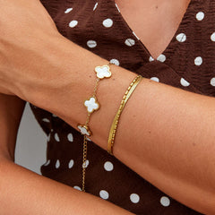 Vioraia White Clover Bracelet