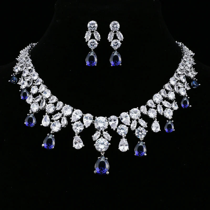 Vioraia Dazzling Drops Jewelry Set