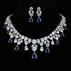 Vioraia Dazzling Drops Jewelry Set