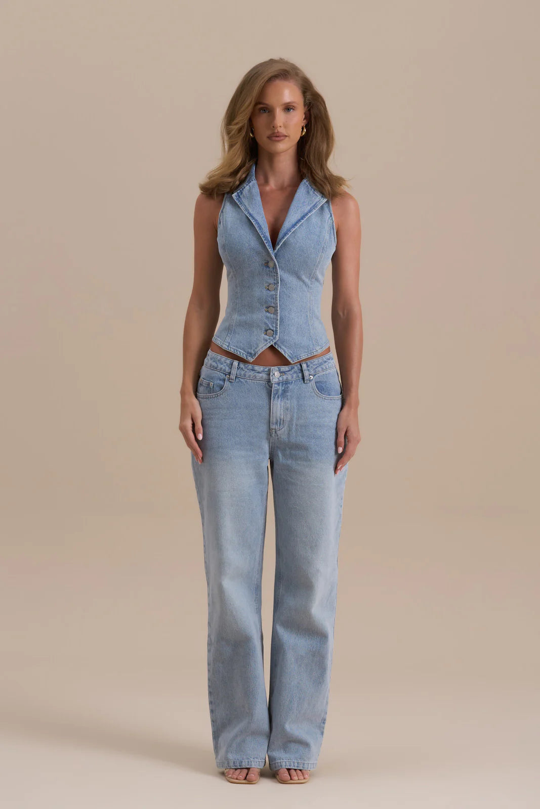 WANDER STRAIGHT LEG JEANS WITH ADJUSTABLE WAIST | MID WASH DENIM