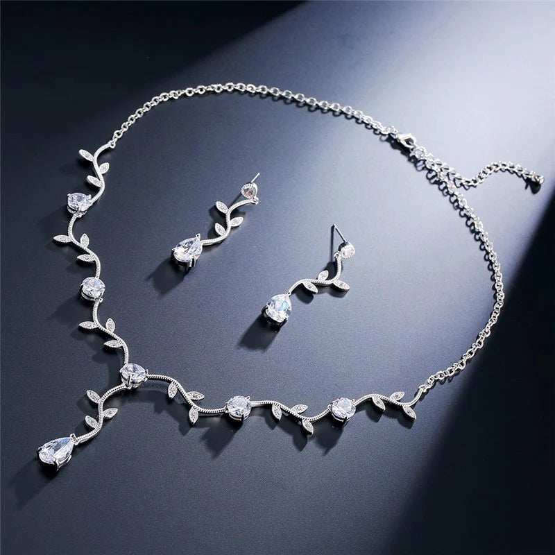 Vioraia Vine and Stud Sparkle Jewelry Set