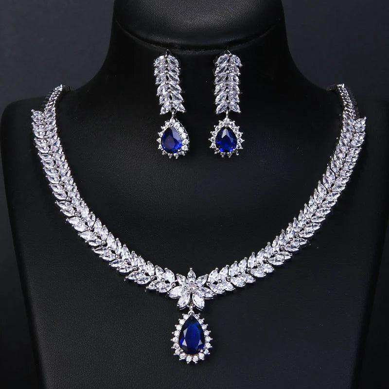 Vioraia Infinite Blossom Fine Jewelry Set