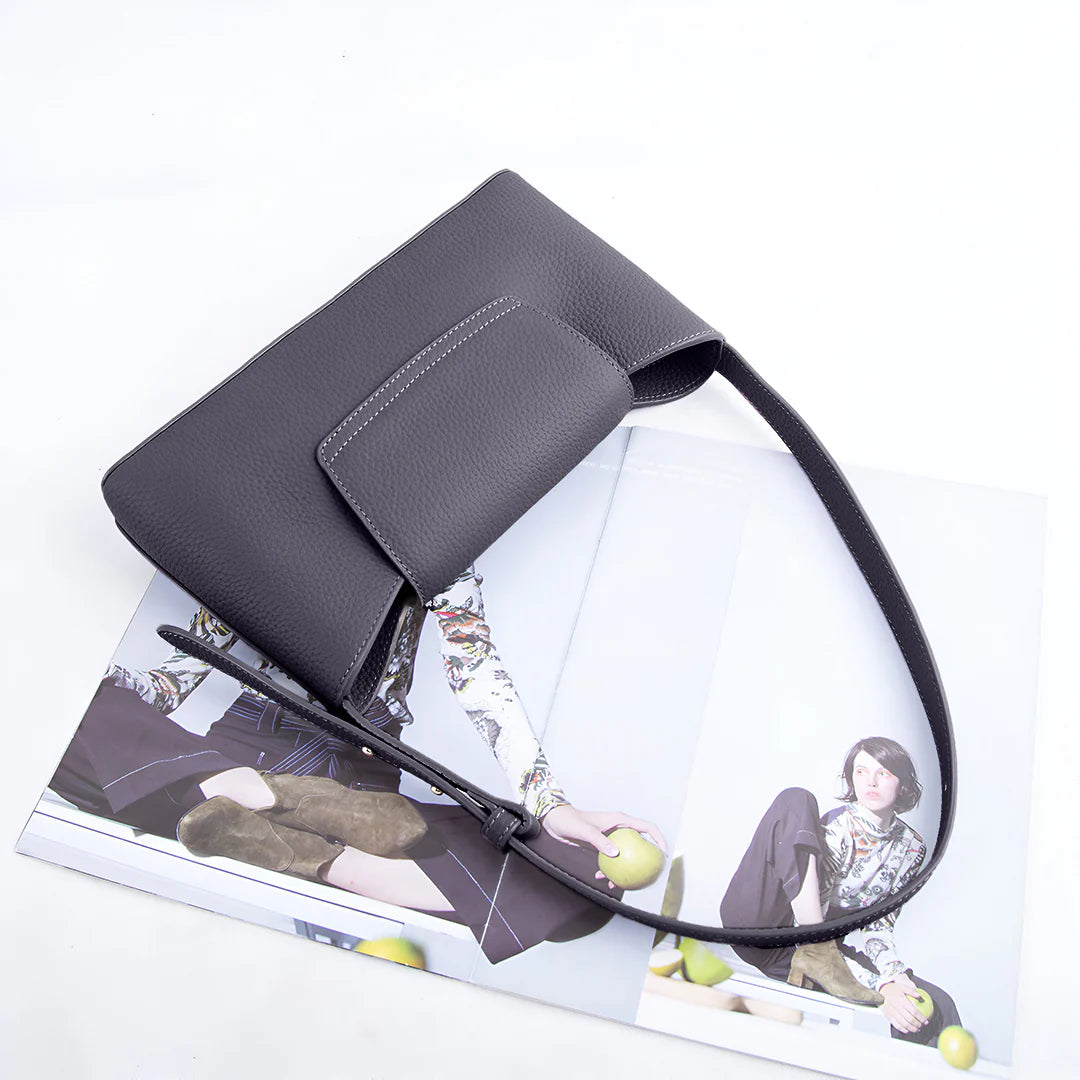 Vioraia Lyra Shoulder Bag