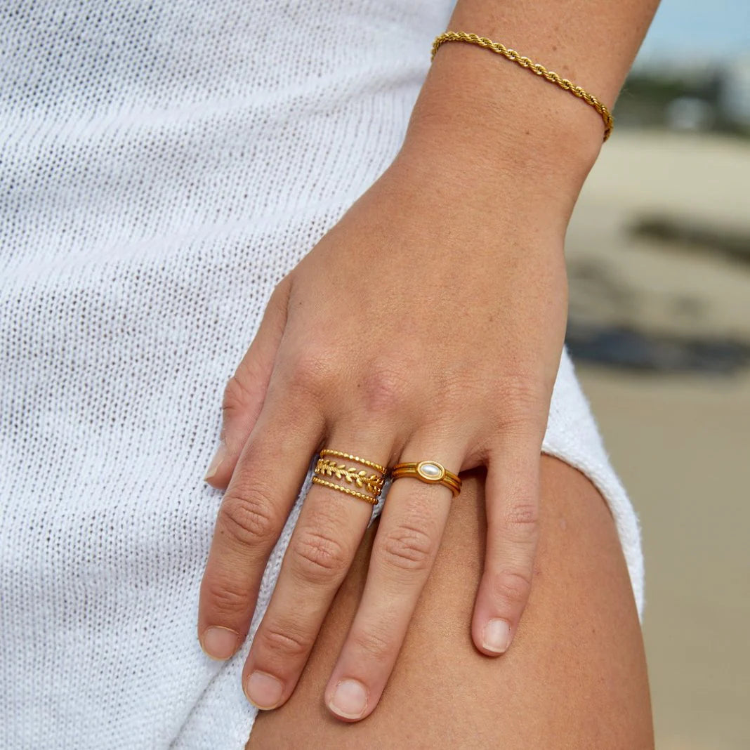 Vioraia Twisted 18K Gold Bracelet