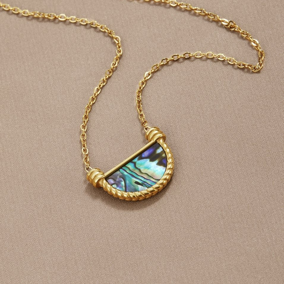 Vioraia Amalfi Turquoise Shell Necklace