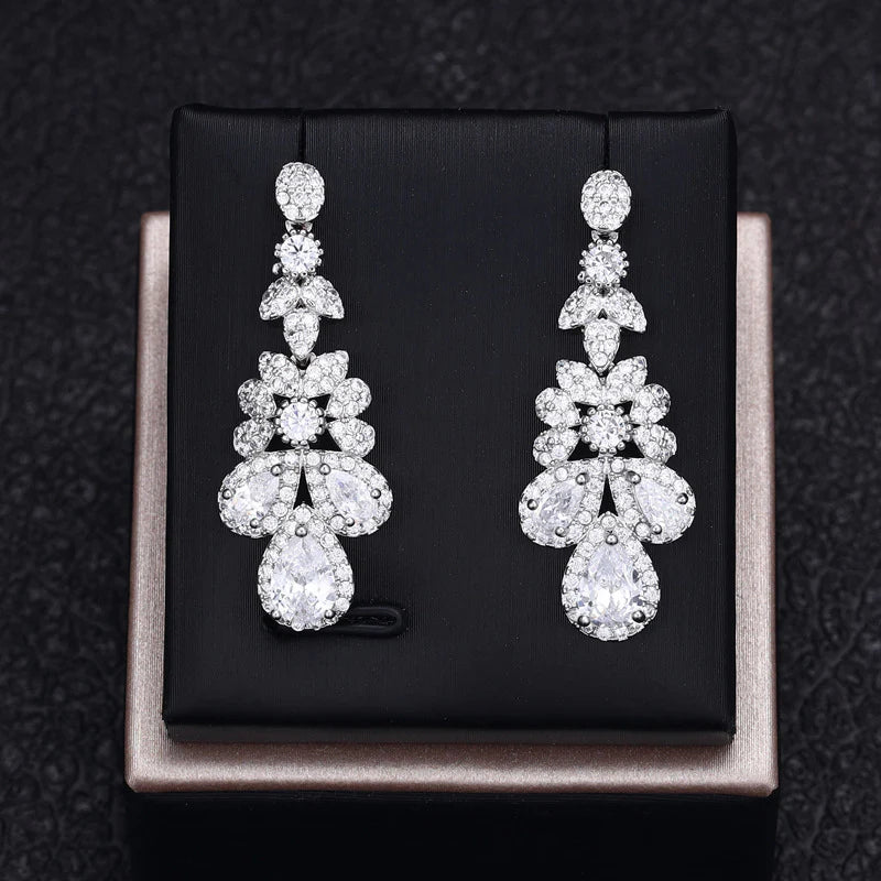 Vioraia Pristine Droplet Fine Jewelry Set