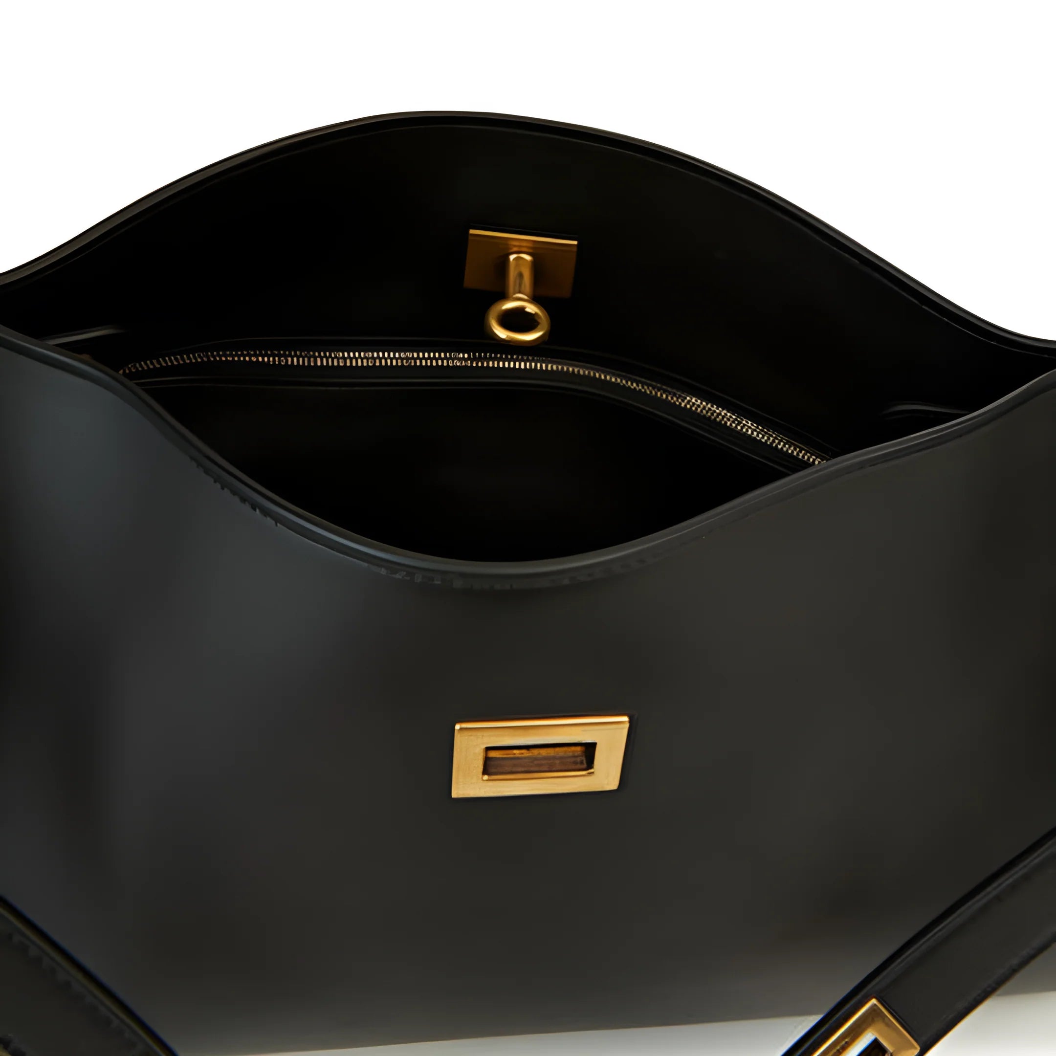 Vioraia Mika Shoulder Bag