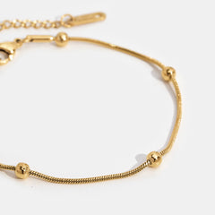 Vioraia Luna Gold Bead Bracelet