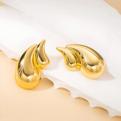 Vioraia Selena Lustrous Flow Earrings