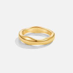 Vioraia Madison Chunky Wave Ring