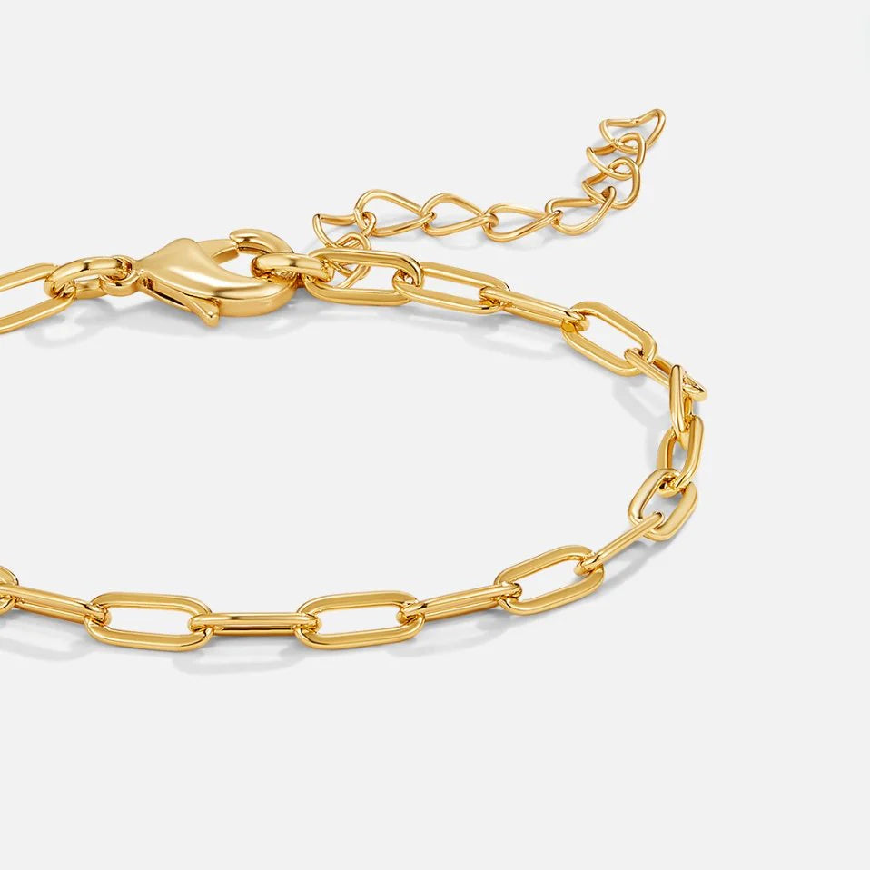 Vioraia 18K Gold Paperclip Charm Bracelet