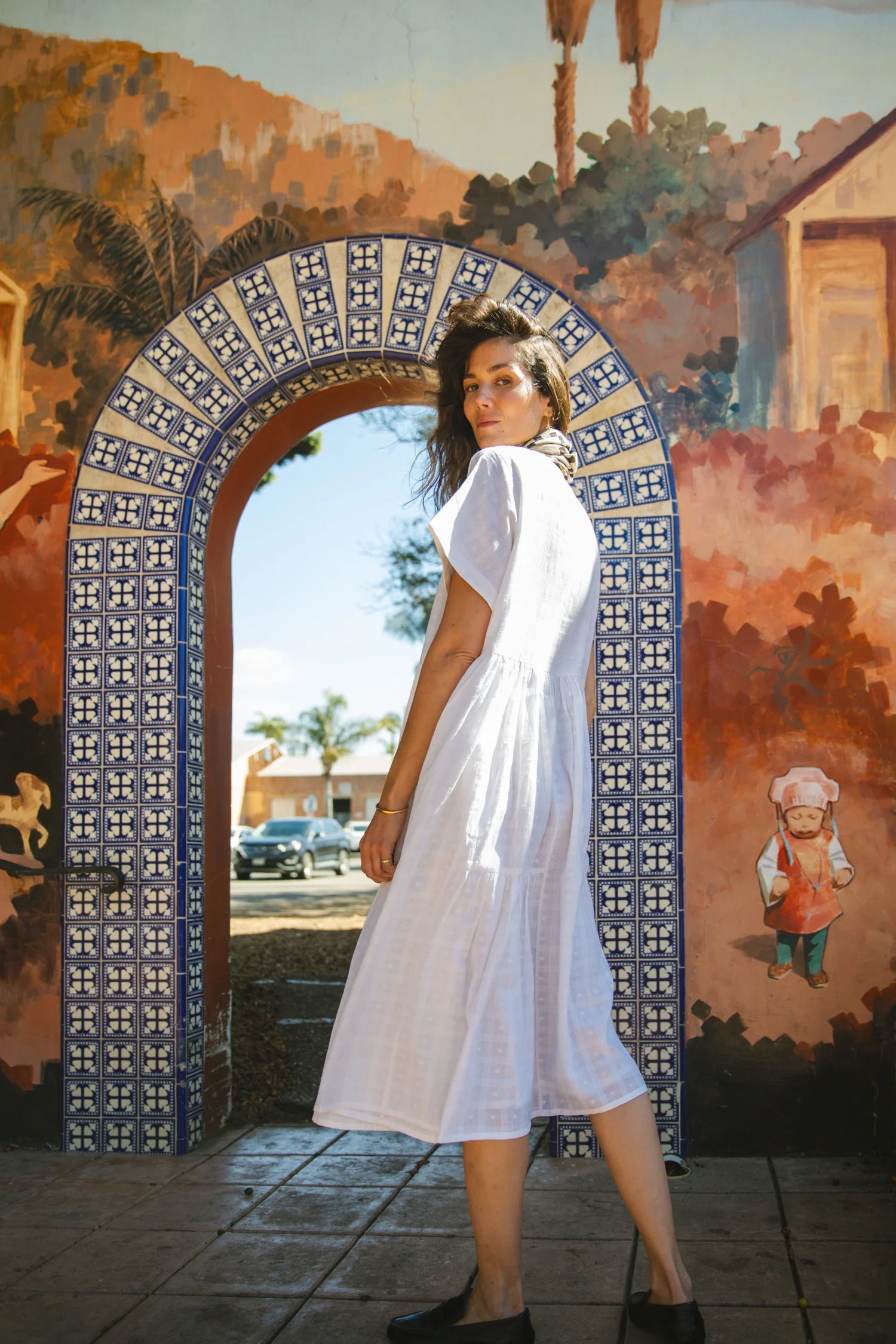 White lily dress