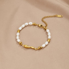 Vioraia Lovina Freshwater Pearl Bracelet