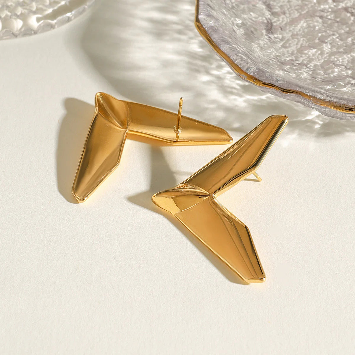 Vioraia Nova Arc Earring