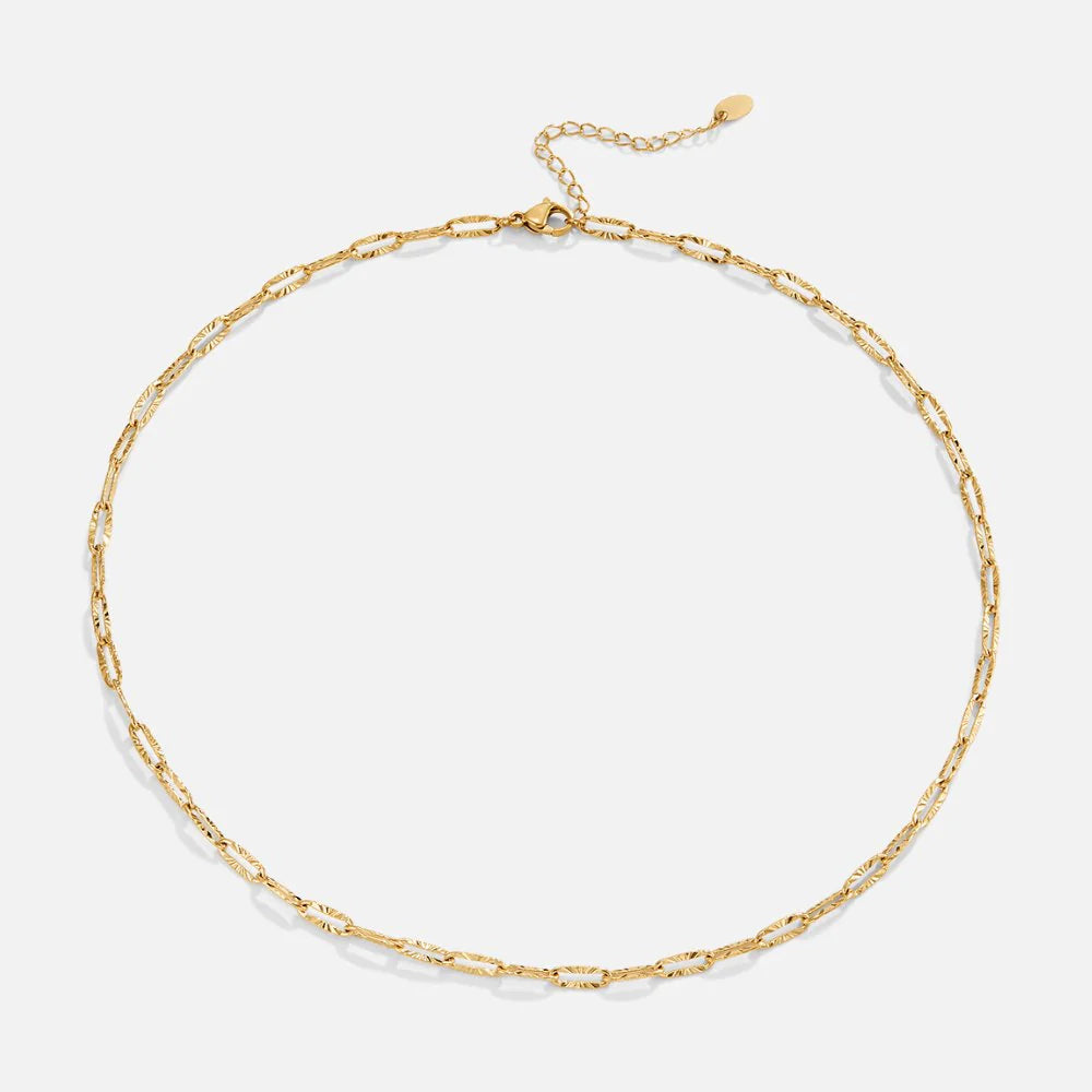Vioraia Lara Paperclip Chain Necklace