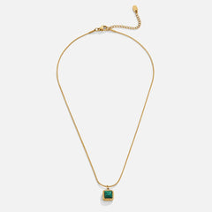 Vioraia Riva Malachite Green Pendant Necklace