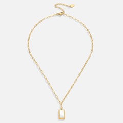Vioraia Freya Shell Gold Necklace