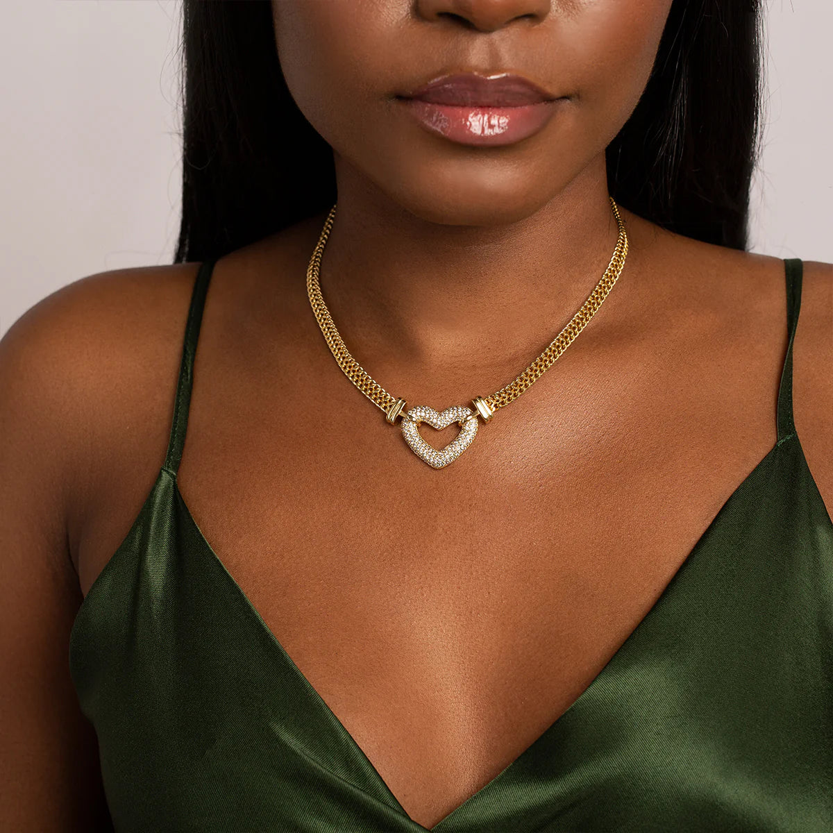 Vioraia Paris Heart Pendant Jewelry Set