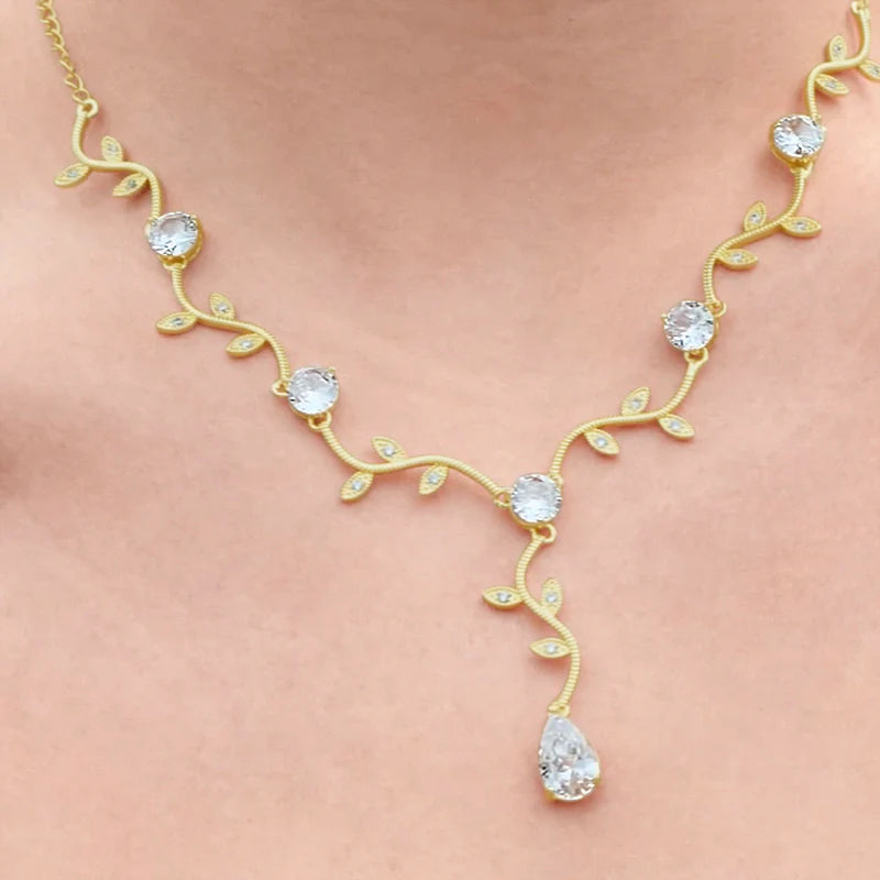 Vioraia Vine and Stud Sparkle Jewelry Set