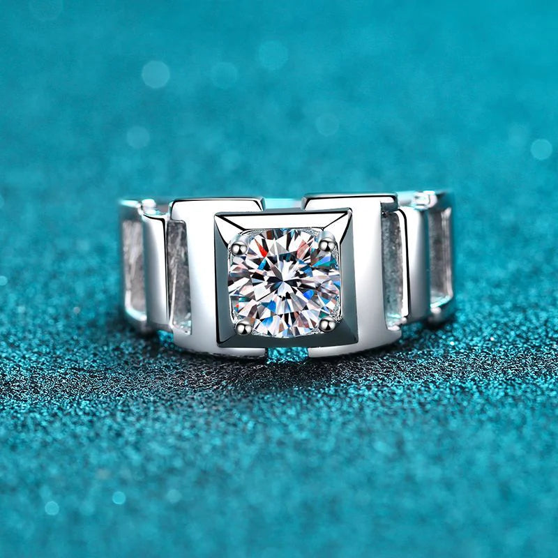 Vioraia Bold Heroic Ring
