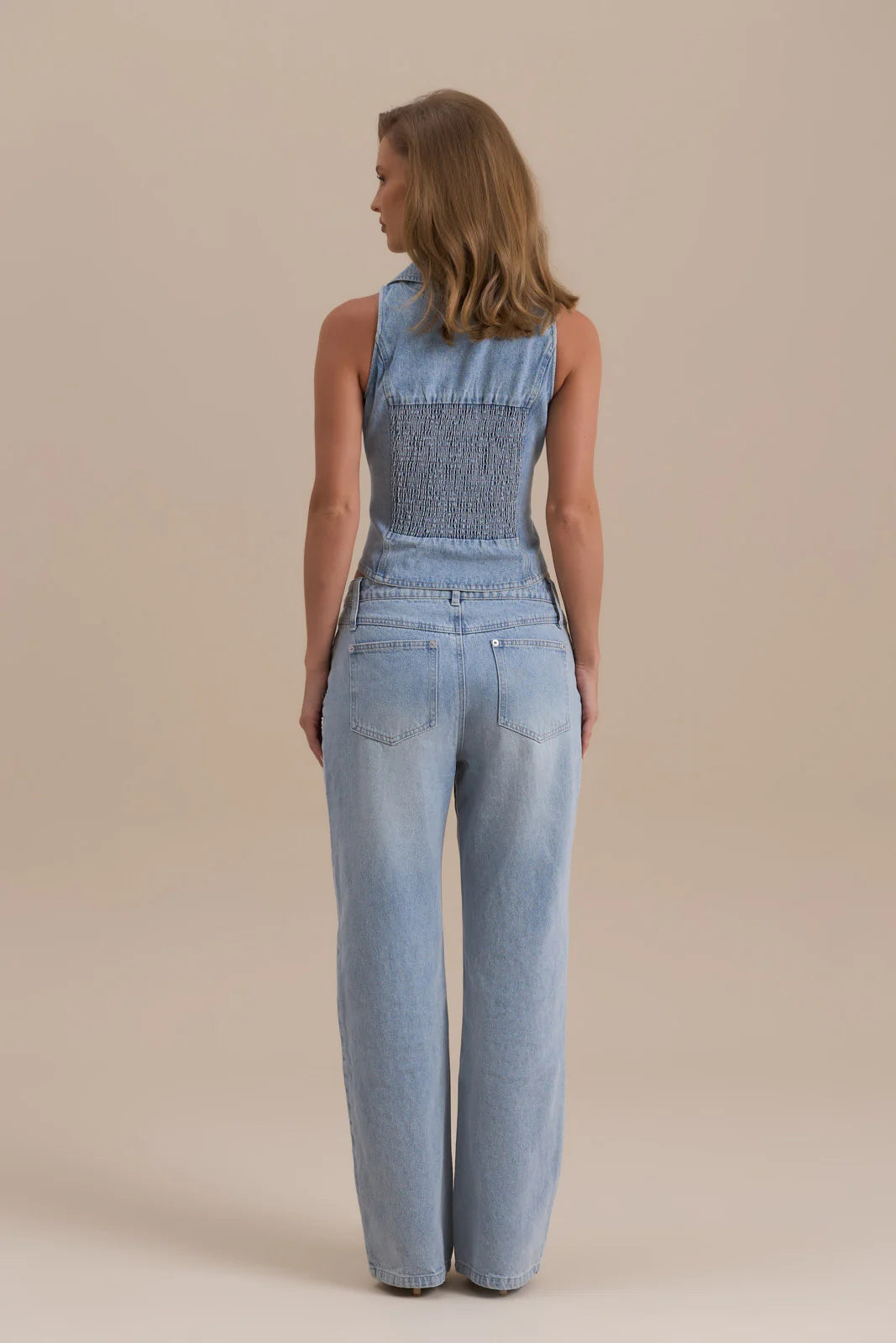WANDER STRAIGHT LEG JEANS WITH ADJUSTABLE WAIST | MID WASH DENIM