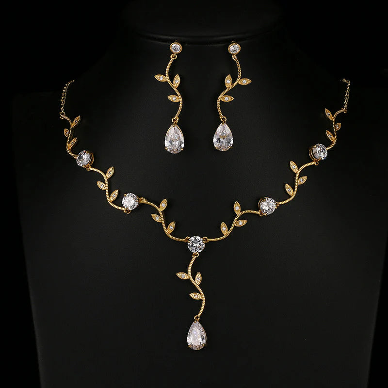 Vioraia Vine and Stud Sparkle Jewelry Set