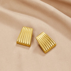 Vioraia Nova Gold Earrings