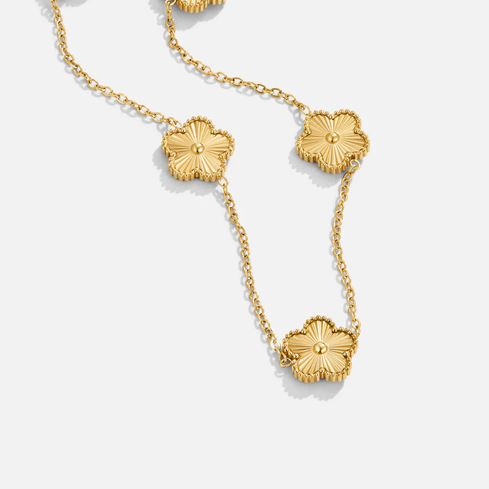 Vioraia Golden Clover Cluster Necklace