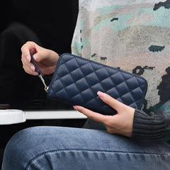 Vioraia Amara Long Wallet