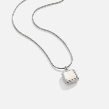 Vioraia Riva Moonstone Pendant Necklace