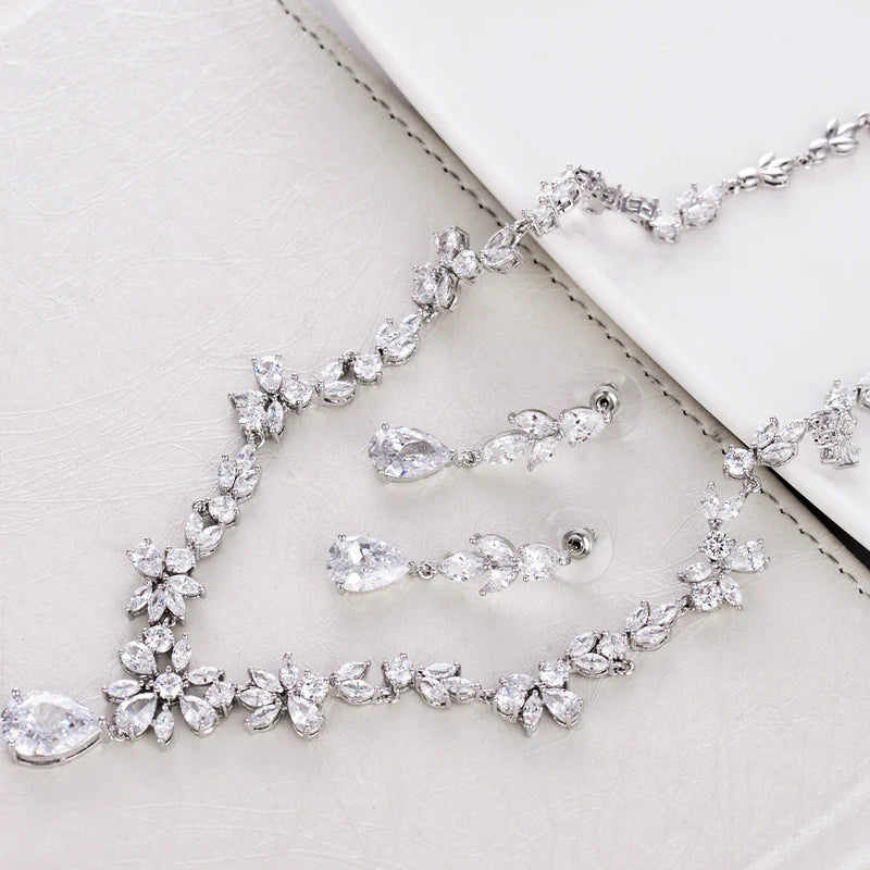 Vioraia Stunning Flower Drop Jewelry Set