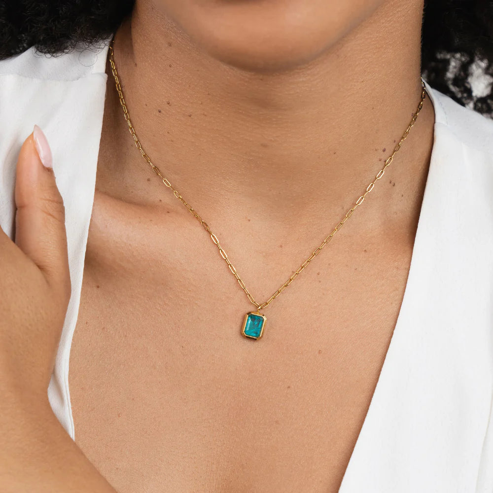 Vioraia Teal Green Crystal Necklace